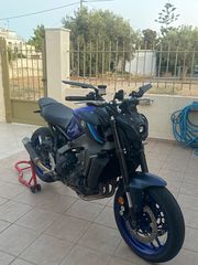 Yamaha MT-09 2023-thumb-2