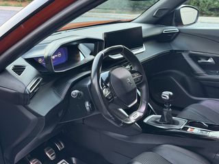Peugeot 2008 2019 GT LINE-thumb-34