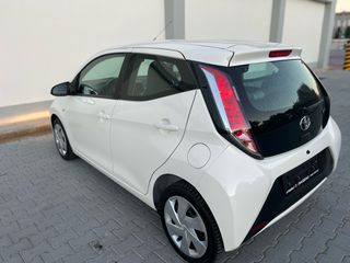 Toyota Aygo 2016-thumb-10