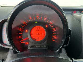 Toyota Aygo 2016-thumb-17