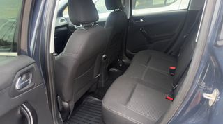 Peugeot 208 2018-thumb-10