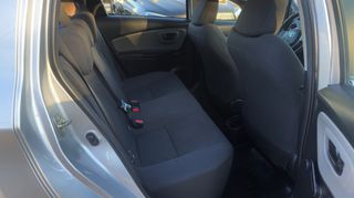 Toyota Yaris 2020-thumb-11