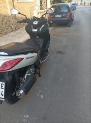 Yamaha XMAX 250 2010-thumb-4