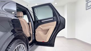 Porsche Cayenne 2023 3.0i V6 e-HYBRID PLATINUM EDITION SUN. PANOR./AUTOBESIKOS-thumb-35