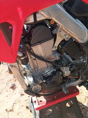 Honda CRF 450R 2023-thumb-1