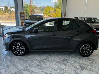 Toyota Yaris 2021 1.5 MANUAL 125PS-thumb-4