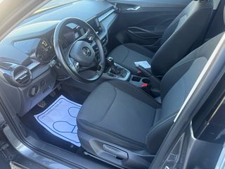 Skoda Fabia 2022 Ambition 1.0-thumb-2