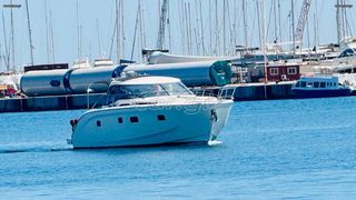 Bavaria 2010 deep blue 46-thumb-8