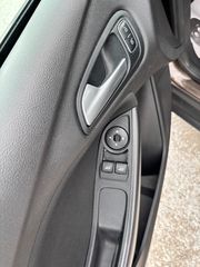 Ford Focus 2017 Automatic, navigation-thumb-6