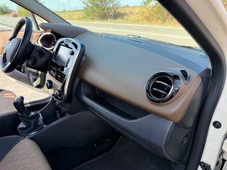Renault Clio 2015 LIMITED EDITION FULL EXTRA!!1200CC!!-thumb-58