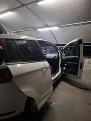 Ford B-Max 2013-thumb-7