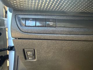 Peugeot 208 2018 1.2 pure tech Allure-thumb-21