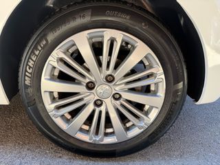 Peugeot 208 2018 1.2 pure tech Allure-thumb-25