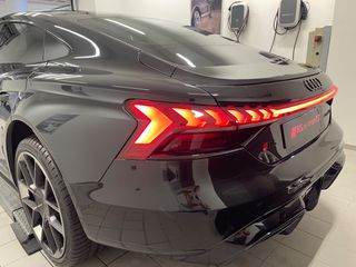 Audi RS e-tron GT 2026 RS e-tron GT performance 843 hp-thumb-8