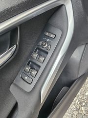 Volvo V40 2016 FACELIFT -  T 3-thumb-11