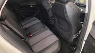 Peugeot 3008 2019 1.5 Blue-HDi Allure-thumb-9