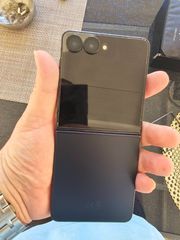 Samsung Galaxy Z Flip 7-thumb-3