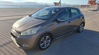 Peugeot 208 2012