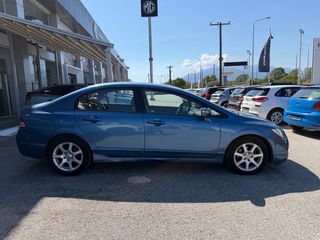 Honda Civic 2007 1.8 I-VTEC 140 HP 5D-thumb-3
