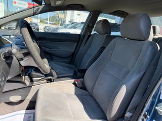 Honda Civic 2007 1.8 I-VTEC 140 HP 5D-thumb-9