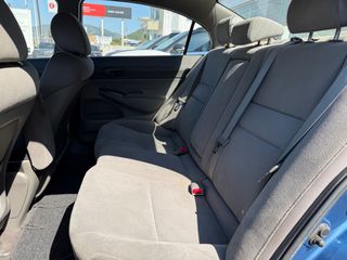 Honda Civic 2007 1.8 I-VTEC 140 HP 5D-thumb-12