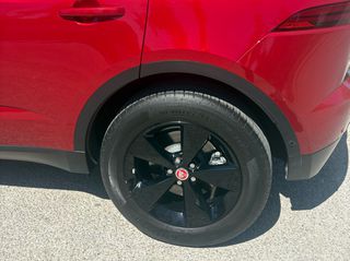 Jaguar E-Pace 2021 R-dynamic 250hp black line-thumb-6