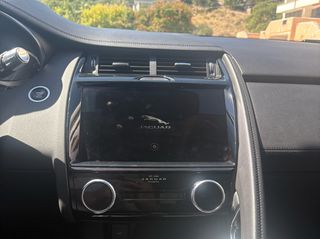 Jaguar E-Pace 2021 R-dynamic 250hp black line-thumb-15
