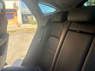 Jaguar E-Pace 2021 R-dynamic 250hp black line-thumb-17