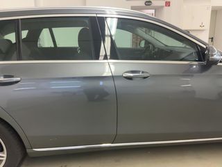 Mercedes-Benz E 220 2016 CDI AVANTGARDE AUTOMATIC-thumb-16