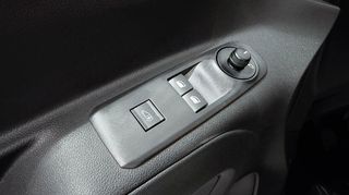 Opel Combo 2026 CARGO 1.5 DIESEL 102 L2H1 3 SEATS/OPEL BESIKOS-thumb-20
