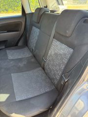 Ford Fiesta 2004-thumb-5