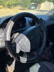 Ford Fiesta 2004-thumb-8