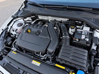 Volkswagen Golf 2020 eTSI//1.5// MILD HYBRID//150HP-thumb-22