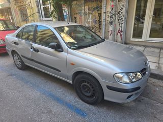 Nissan Almera 2001