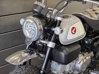 Honda Monkey 125 2024-thumb-27