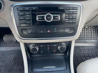 Mercedes-Benz CLA 220 2013-thumb-23