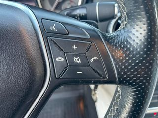 Mercedes-Benz CLA 220 2013-thumb-25