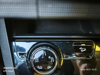 Peugeot 3008 2018 1.5 BlueHDi Allure-thumb-18