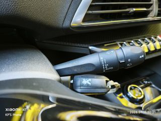 Peugeot 3008 2018 1.5 BlueHDi Allure-thumb-25