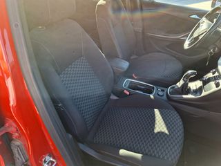 Opel Astra 2018-thumb-6