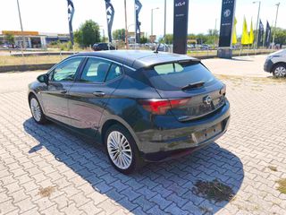 Opel Astra 2016-thumb-5