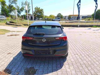 Opel Astra 2016-thumb-6