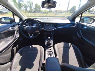 Opel Astra 2016-thumb-16