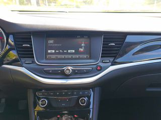 Opel Astra 2016-thumb-15