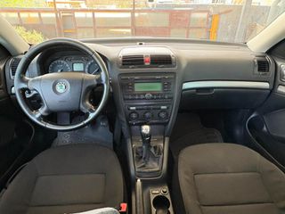 Skoda Octavia 2009 TSI 1.8T 160HP-thumb-9