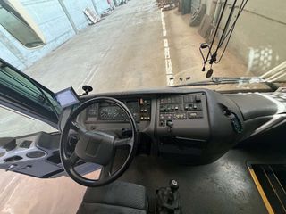 Volvo 2003 IRIZAR-thumb-5