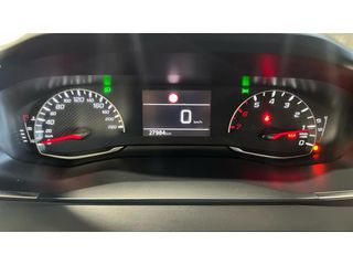 Peugeot 2008 2023 Active Plus-thumb-10