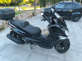 Sym GTS 300i EVO 2016 F4 ABS-thumb-2