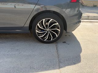 Volkswagen Golf 2021 ETSI ACT 150PS Style DSG M 1.5-thumb-6