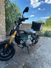 Bmw CE 02 2025-thumb-3